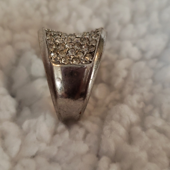 Express Ring - Picture 3 of 6